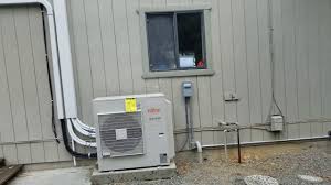 Simple, easy air comfort in up to four zones. New 4 Zone Fujitsu Mini Split With 3 Cassettes And 1 Wall Mount Youtube