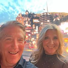 Who has pictures from the Superbowl of Rock at Soldier field with Ted  Nugent, when they stopped the show to clear the stage from all the milk  jugs? This is the only