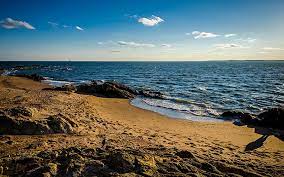 Being quite small (the strand is only 120 feet long), there's no risk of them getting lost. Your Guide To The Best Things To Do In Mystic Ct Stonecroft Country Inn
