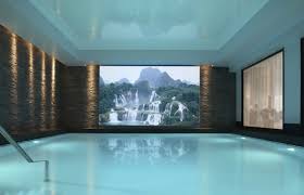 Pour une sortie à paris ou une soirée sympa. Les 5 Meilleurs Piscines Spa De Paris Happy City Le Blog Voyage Parisien