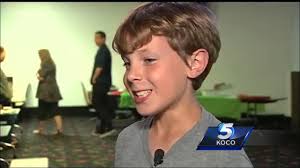 Military dad surprises son at birthday party