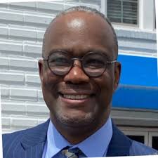 We are excited to announce that 350 of these beautiful Volvo tractors will  be entering our fleet throughout 2021. Did you know that SEFL tractors are  custom painted to achieve our iconic