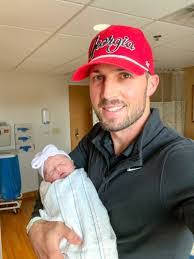 Laura Mitts's Instagram, Twitter & Facebook