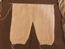 Calça De Croche Para Bebe Recem Nascido Calca Em Trico Com La Para Bebe Coloquei 42 Pts Na Trico Calcas De Croche Para Bebe Sapatinho De Trico
