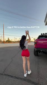 NOHEMY ⋆˙⟡♡ (@nohemyoro) - Urlebird