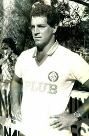 El técnico de las mayores glorias del colorado vuelve a hacerse a los 68 años, esta será la séptima visita de braga al internacional. Abel Braga Sport Club Internacional