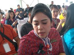 © tribunnews.com/bayu indra permana dara rafika mantan personil trio macan saat ditemui di kawasan jl. Pramugari Lion Air Ranti Melda Sedih Kehilangan Sahabat Terbaiknya Koranindonesia Id