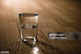 Image result for tbn:0tcIbC32SVa_GM::i5.photobucket.com/albums/y166/jeniferpease/rAnDoMM piiCS/glass-of-water.jpg