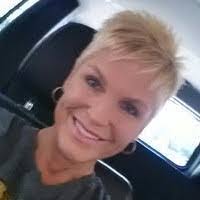 Carrie Neu's Instagram, Twitter & Facebook