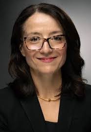 Calandra Lee's Instagram, Twitter & Facebook