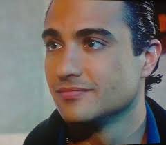 Me perdonarán... pero A M O...