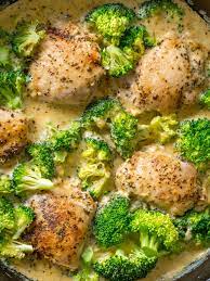 Creamy Chicken Broccoli Skillet Recipe Creamy Chicken Recipes Chicken Broccoli Creamy Garlic Chicken