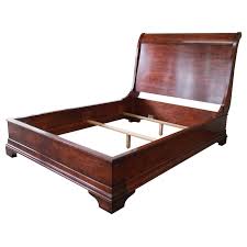 Discover our great selection of bedroom sets on amazon.com. Henredon Aged Cherrywood Queen Size Sleigh Bed At 1stdibs