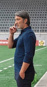 Murat, şu ana kadar i̇sviçre formasını 49 kez giydi ve 4 gol attı. Yakin Ist Alles Schaffhauser Az