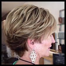 22 Gorgeous Balayage Very Short Hair Ideas Hairstyles Magazine Very Short Hair Short Hair Highlights Short Hair Balayage