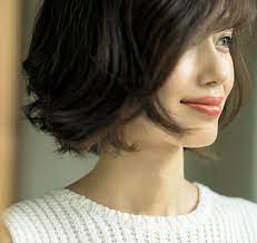 40代の毎日ヘアスタイル うねりや広がりを活かせる切りっぱなしボブ story ストーリィ オフィシャルサイト ボブ パーマ 40代 ヘアスタイリング 髪の毛 ボブ