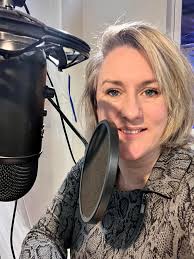 Eggsclusive Social Media