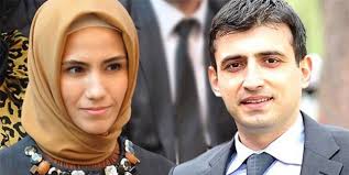 Teknik müdürü ve @t3vakfi mütevelli heyet başkanı selçuk bayraktar ve eşi sümeyye erdoğan bayraktar, ok. Sumeyye Erdogan Ve Selcuk Bayraktar In Dugunu 14 Mayis Ta Yeni Akit
