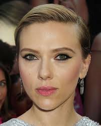 Scarlett johansson shares her most memorable valentine's day, and what she hopes to do this year. Best Short Hair Styles Bobs Pixie Cuts And More Celebrity Hairstyles For Short Hair