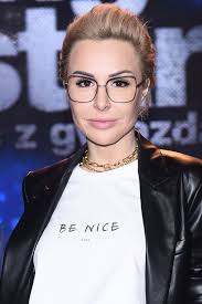 Jak wyglądała blanka lipińska przed operacjami plastycznymi? Blanka Lipinska Majstrowala Przy Twarzy Przypominamy Jak Wygladala Przed Operacjami Plastycznymi Stare Zdjecia