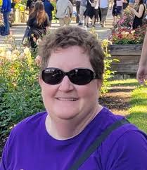 Hi all! I just wanted to introduce myself and share a photo I took. Retired  and now I make baby quilts.