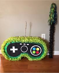 No crying until the end: Pinata De Control De Nintendo Manualidades Escalante Facebook