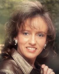 Beverly Skeen's Instagram, Twitter & Facebook