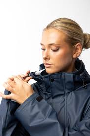 Kjøp Horze Hazel lang regnjakke med splitt, dame