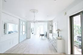 ホワイト フレンチグレー 造作家具やモールディングで彩る大人のフレンチ空間 ウエストビルドの写真集 インテリア フレンチ リビング ブルー リビング インテリア フレンチ