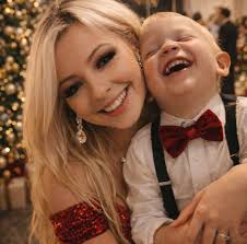 What are some recommendations for flat concrete work in Branson?