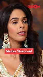 Malika Sherawat Kiss Scene