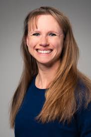 Danielle Norris's Instagram, Twitter & Facebook