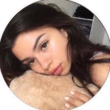 Paulette Medina's Instagram, Twitter & Facebook