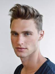 Ask your barber for short layers to make your hair look thicker. Best Men S Haircut For Thin Straight Hair Novocom Top