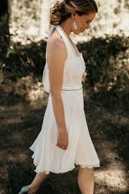 Das hochzeitskleid online zu kaufen kann durchaus sinnvoller sein als es im brautladen seiner stadt zu erwerben. Das Perfekte Kleid Fur Das Standesamt Kleider Brautmode Brautkleid Kurz