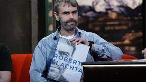 Langer jednou šlachtu přivedl k premiérovi petrovi nečasovi, a šlachta byl v zásadním očekávání. Info Cz Hrbacek Odstrasujici Pripad Slachta Policista Se V Demokratickem State Takhle Chovat Nesmi