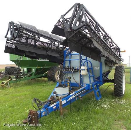 New Holland SF115 Suspended Sprayer