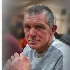 Granddad of 10 tragically dies weeks after cancer diagnosis