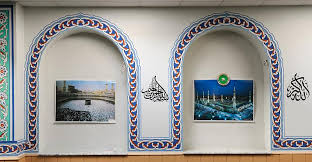 El medina moschee liegt bei maschmühlenweg 58, 37081 göttingen, deutschland finden el medina moschee offnungszeiten und wegbeschreibungen oder karte. 2214 Nischen Im Gebetsraum Der Moschee Bilder Von Mekka Und Medina Suche Nach Gotteshaus Bild 3 Bildarchiv Hamburg De Christoph U Bellin