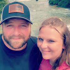 📢 The Summer Youth Career Pathways Program is now taking applications  starting today through May 10! ☀️ ➡️ Up to 40 hours per week ➡️ Up to $11  per hour ➡️ Must