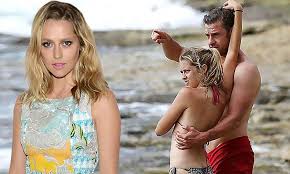 Teresa Palmer nude photos leaked in celebrity hacking scandal involving  Jennifer Lawrence | Daily Mail Online
