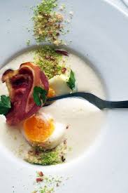Oeuf Parfait Creme De Parmesan Duo De Chapelures Et Chips De Pancetta Recette Gastronomique Recettes De Cuisine Recette
