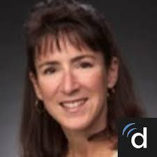 Christine Longo's Instagram, Twitter & Facebook