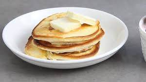 These Souffle Pancakes Without Baking Powder Are Impossibly Light And Airy Whipped Egg Whites Act As A Replace Pancakes Ohne Backpulver Rezepte Pancake Rezept