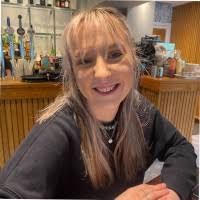 60+ "Lucy Nixon" profiles