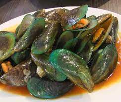 Mengkonsumsi kerang kerang hijau dapat memberikan manfaat zinc dalam tubuh dimana zinc sendiri digunakan oleh tubuh untuk memicu aktivitas enzim, membantu sintesis dna dan protein, serta. Bahaya Konsumsi Kerang Bagi Kesehatan Kompasiana Com