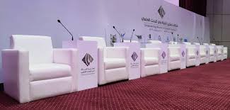 من بين المساجد التي تمتاز بالمزج بين القديم والحديث، مسجد العناني الذي استوحي شكله من النجمة الثمانية الإسلامية المعروفة باسم نجمة بغداد، ويتميز من الداخل بغلبة اللونين الأبيض والأزرق. ÙˆÙƒÙŠÙ„Ø© Ø§Ù„Ø¬Ø§Ù…Ø¹Ø© Ù„Ø´Ø¤ÙˆÙ† Ø§Ù„Ø·Ø§Ù„Ø¨Ø§Øª ØªØ´Ø§Ø±Ùƒ ÙÙŠ Ù…Ù„ØªÙ‚Ù‰ ØªÙ…ÙƒÙŠÙ† Ø§Ù„Ù…Ø±Ø£Ø© ÙÙŠ Ø§Ù„Ø¨Ø­Ø« Ø§Ù„Ø¹Ù„Ù…ÙŠ ÙÙŠ Ø¬Ø§Ù…Ø¹Ø© Ø£Ù… Ø§Ù„Ù‚Ø±Ù‰ Majmaah University