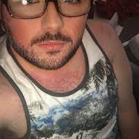 Daniel Kinley's Instagram, Twitter & Facebook