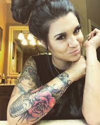 Genia Brown's Instagram, Twitter & Facebook