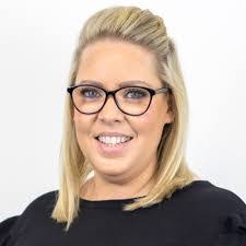 Wendy Singleton's Instagram, Twitter & Facebook